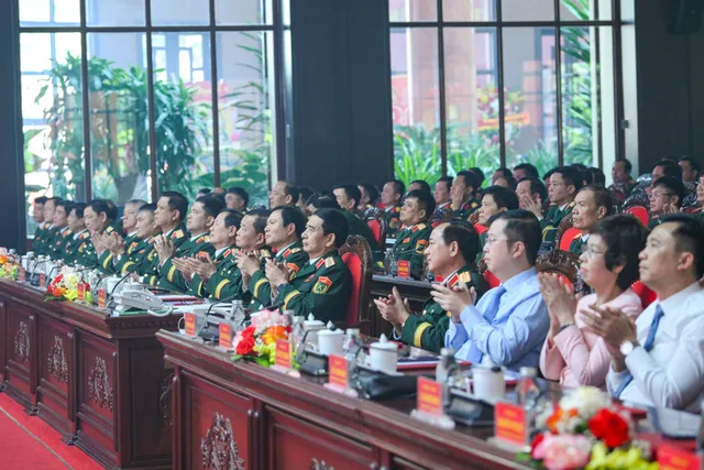 Forces commend for participation in National Day grand parade - Ảnh 4.