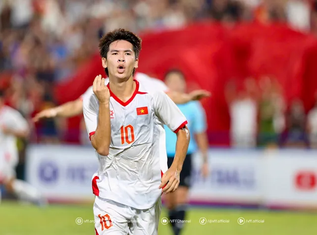 U23 Việt Nam vs U23 Yemen: Quyết thắng để lấy vé dự VCK U23 châu Á (19h00 trực tiếp trên VTV5 và VTVgo)
- Ảnh 1. U23 Việt Nam vs U23 Yemen: Quyết thắng để lấy vé dự VCK U23 châu Á (19h00 trực tiếp trên VTV5 và VTVgo)
- Ảnh 1.