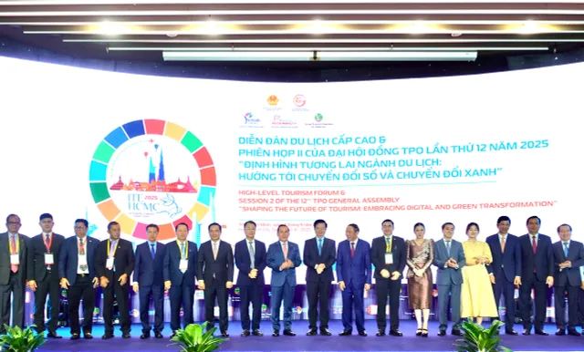 Du lịch TP Hồ Chí Minh tăng tốc để về đích- Ảnh 1. Du lịch TP Hồ Chí Minh tăng tốc để về đích- Ảnh 1.