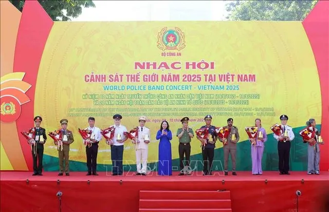 World Police Band Concert opens in Hanoi - Ảnh 1.