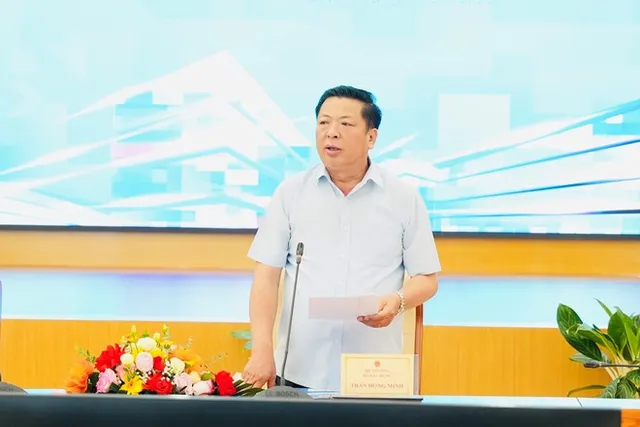 Minister urges priority to citizen-centric smart city development - Ảnh 1.