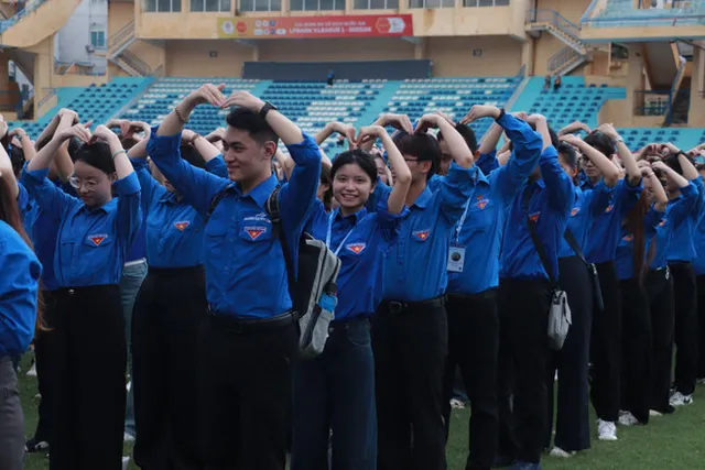 8,800 volunteers ready for National Day celebration - Ảnh 1.