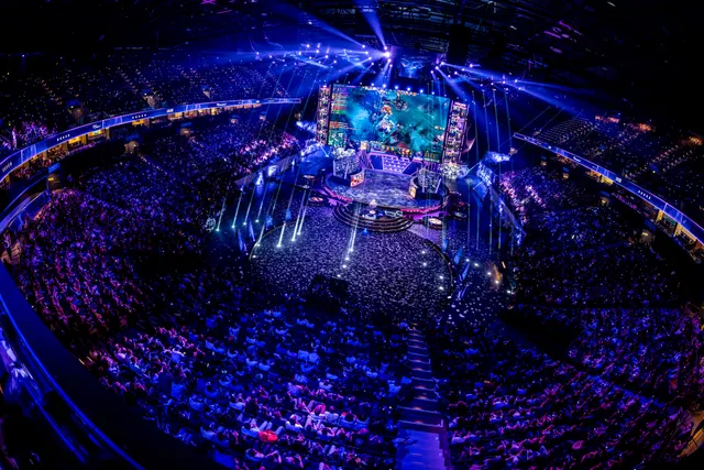The International là giải đấu danh giá nhất thế giới Dota 2 với giải thưởng lên tới hàng triệu USD cho đội vô địch (Đỉnh điểm tổng giải thưởng cho các đội tham dự từng lên tới hơn 40 triệu USD vào năm 2021). The International là giải đấu danh giá nhất thế giới Dota 2 với giải thưởng lên tới hàng triệu USD cho đội vô địch (Đỉnh điểm tổng giải thưởng cho các đội tham dự từng lên tới hơn 40 triệu USD vào năm 2021).