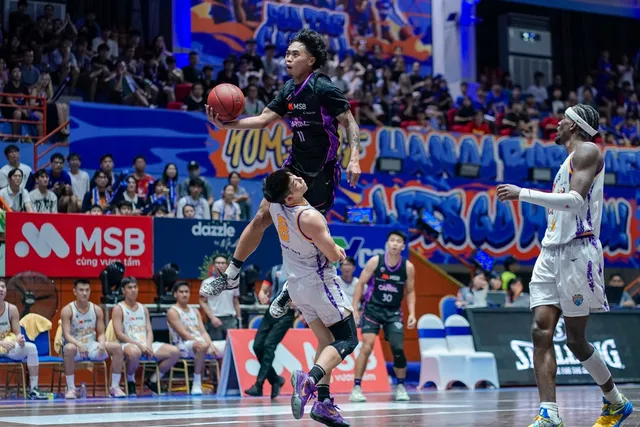 VBA Finals 2025 - Game 1: Hanoi Buffaloes tạo lợi thế- Ảnh 4.