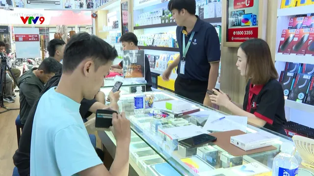 Sôi động thị trường Iphone 17 trước giờ mở bán