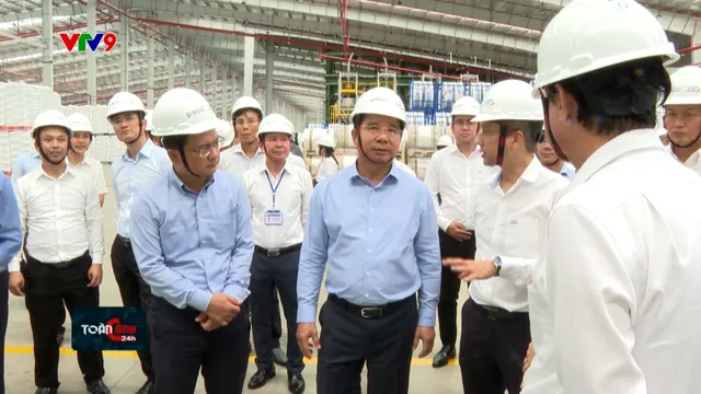 TP. Hồ Chí Minh: Tạo thuận lợi phát triển cảng biển và hóa dầu