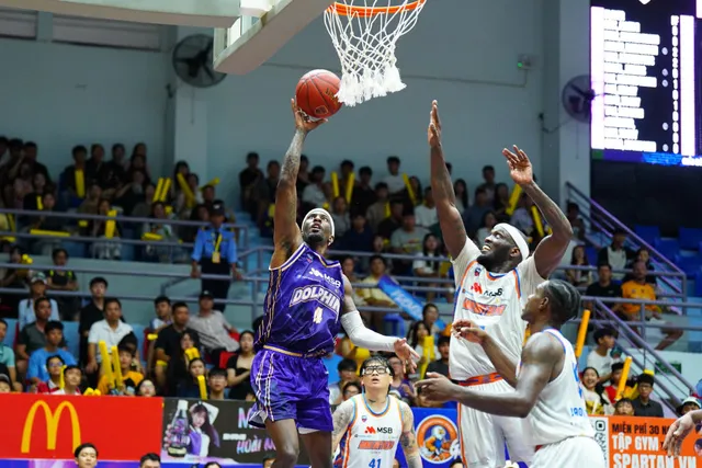 VBA Finals 2025: Hanoi Buffaloes giành chức vô địch đầu tiên sau 10 năm chờ đợi- Ảnh 1. VBA Finals 2025: Hanoi Buffaloes giành chức vô địch đầu tiên sau 10 năm chờ đợi- Ảnh 1.