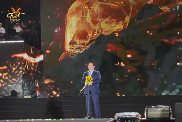 Prime Minister attends V Fest – Vietnam Today music festival - Ảnh 4.