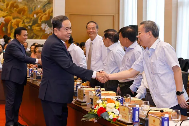 Top legislator chairs national conference on National Assembly’s 80-year history - Ảnh 1.