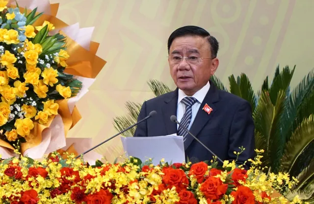 Politburo advances decentralisation reforms for two-tier local governance - Ảnh 1.