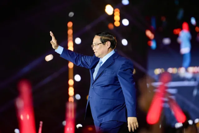 Prime Minister attends V Fest – Vietnam Today music festival - Ảnh 2.