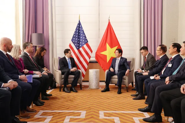 President Luong Cuong receives US Secretary of State - Ảnh 1.