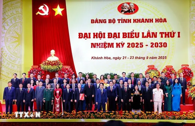 NA Chairman urges Khanh Hoa to establish itself as a strategic growth pole - Ảnh 1.
