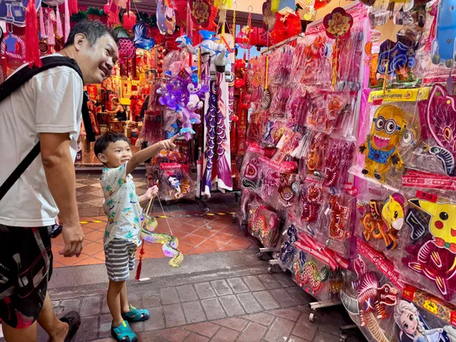 Vietnamese Mid-Autumn Festival celebrated with joy globally - Ảnh 1.