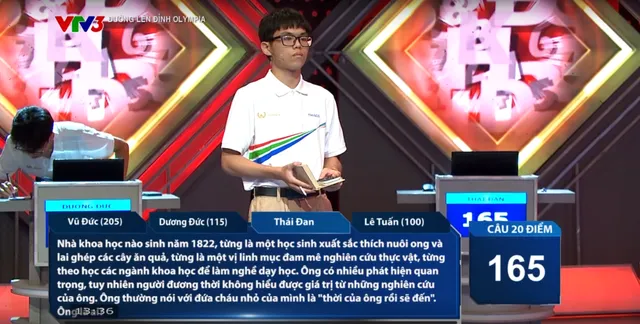 Hai Phong Schoolboy Wins Laurel Wreath at Road to Olympia Mount - Ảnh 8.