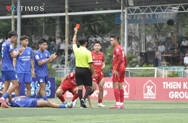 ĐH Tôn Đức Thắng vô địch Giải bóng đá SV7 khu vực TP Hồ Chí Minh- Ảnh 1. ĐH Tôn Đức Thắng vô địch Giải bóng đá SV7 khu vực TP Hồ Chí Minh- Ảnh 1.