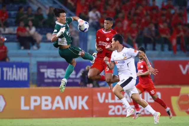 HLV Popov cảnh báo V-League sau chiến thắng của Viettel: "Cứ đá thế này, 2-3 năm nữa có thể thua cả Nepal"- Ảnh 1. HLV Popov cảnh báo V-League sau chiến thắng của Viettel: "Cứ đá thế này, 2-3 năm nữa có thể thua cả Nepal"- Ảnh 1.