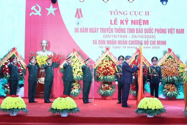 Defence Intelligence urged to strengthen capacity, uphold loyalty - Ảnh 1.