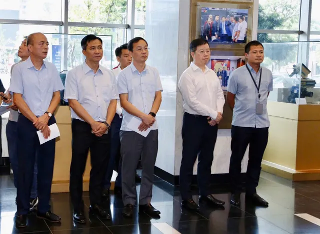 Vietnam Television Launches Fundraising Campaign to Support People Affected by Typhoon No. 10 - Ảnh 4.