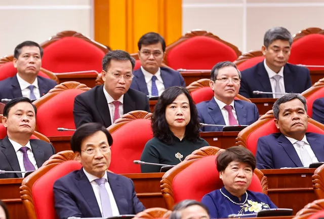 Party Central Committee’s 13th meeting wraps up - Ảnh 1.