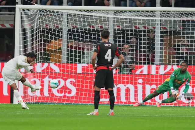 Modric tỏa sáng phút bù giờ, AC Milan thoát thua trước tân binh Pisa- Ảnh 1. Modric tỏa sáng phút bù giờ, AC Milan thoát thua trước tân binh Pisa- Ảnh 1.