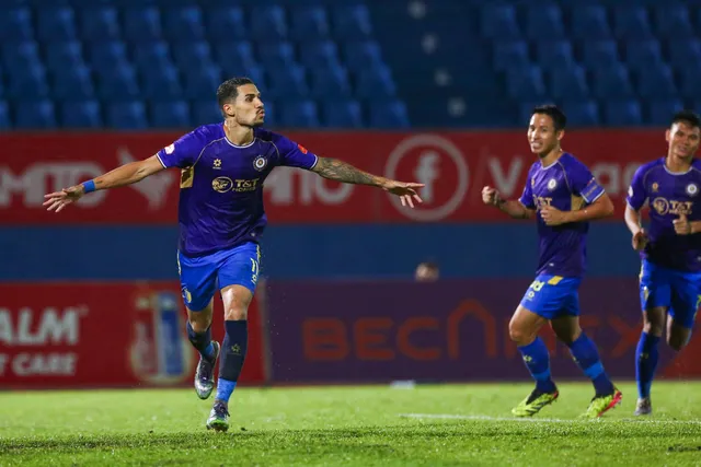 Ninh Bình FC tiếp đà thăng hoa, Hà Nội FC thắng trận đầu dưới thời Harry Kewell- Ảnh 2. Ninh Bình FC tiếp đà thăng hoa, Hà Nội FC thắng trận đầu dưới thời Harry Kewell- Ảnh 2.