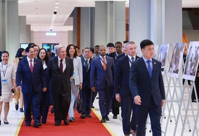 PM calls for efforts to turn Ha Noi Convention into inspiration for global cooperation - Ảnh 2.