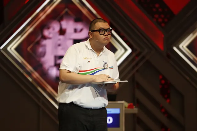 The Road to Olympia Mount: A Spectacular Breakthrough in Quarter 4 as Hanoi Schoolboy Secures a Spot in the Finals - Ảnh 10.