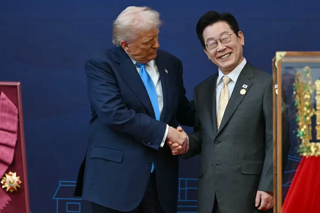 Tổng thống Trump công du Hàn Quốc sau 6 năm, được trao Huân chương cao quý nhất- Ảnh 1. Tổng thống Trump công du Hàn Quốc sau 6 năm, được trao Huân chương cao quý nhất- Ảnh 1.
