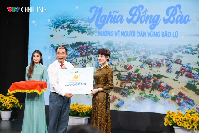 “Stand with Our Compatriots” - When Millions of Vietnamese Hearts Beat as One - Ảnh 9.