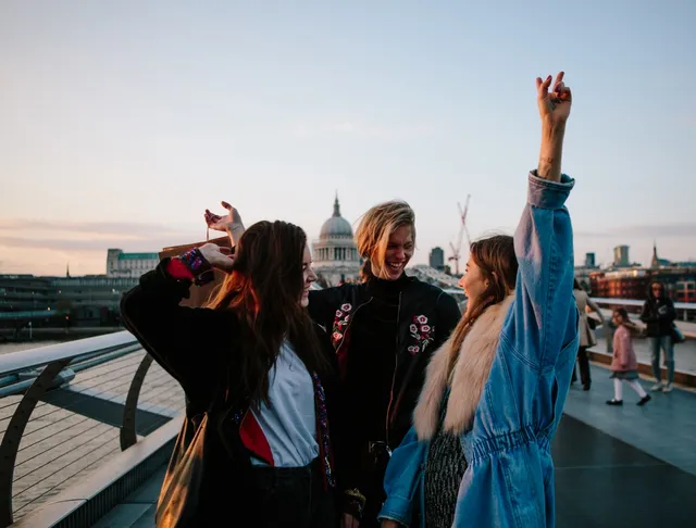 The rise of concert travel among Vietnamese fans - Ảnh 1.