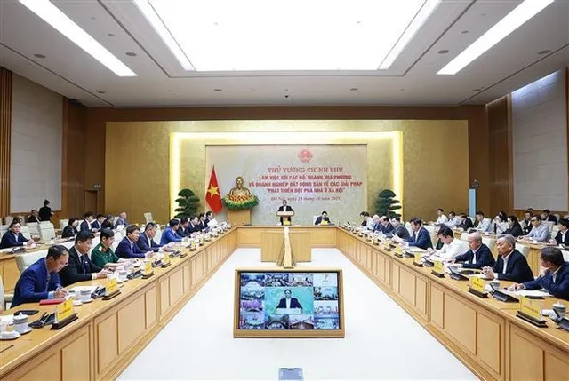 Social housing policies must best benefit homebuyers: PM - Ảnh 1.