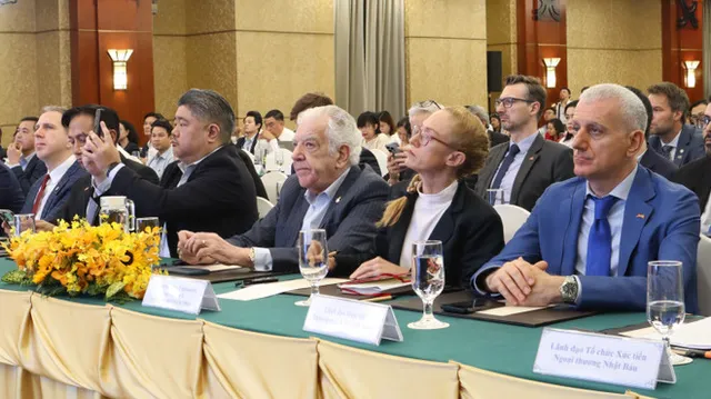 HCM City eyes to attract high-quality FDI - Ảnh 1.