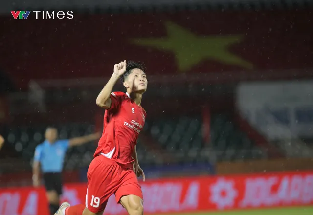 Ninh Bình đánh rơi chiến thắng, Công an TP Hồ Chí Minh thua ngược- Ảnh 2. Ninh Bình đánh rơi chiến thắng, Công an TP Hồ Chí Minh thua ngược- Ảnh 2.