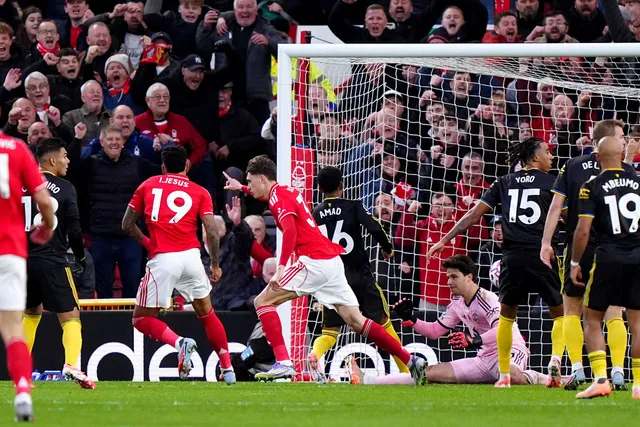 Man Utd hòa kịch tính, đứt chuỗi thắng ở Ngoại hạng Anh- Ảnh 2. Man Utd hòa kịch tính, đứt chuỗi thắng ở Ngoại hạng Anh- Ảnh 2.