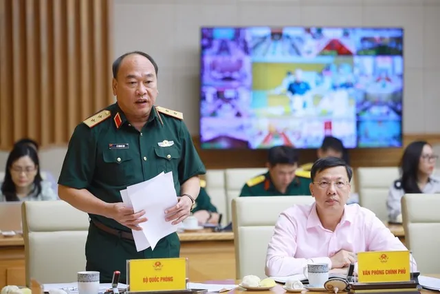 Prime Minister demands stronger, more decisive actions to put an end to IUU fishing - Ảnh 1.