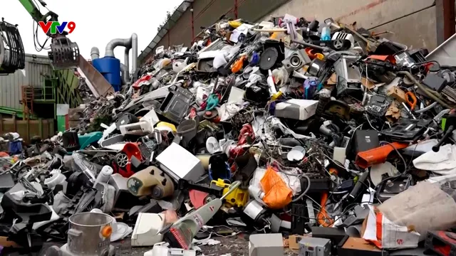 "Đánh thức" kim loại quý từ rác thải công nghiệp