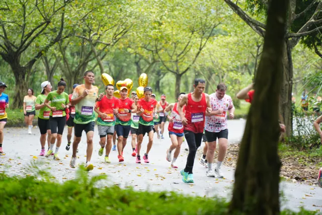 Trang An Marathon 2025: Hơn 10.000 VĐV tranh tài trên cung đường Di sản tại Ninh Bình- Ảnh 2. Trang An Marathon 2025: Hơn 10.000 VĐV tranh tài trên cung đường Di sản tại Ninh Bình- Ảnh 2.