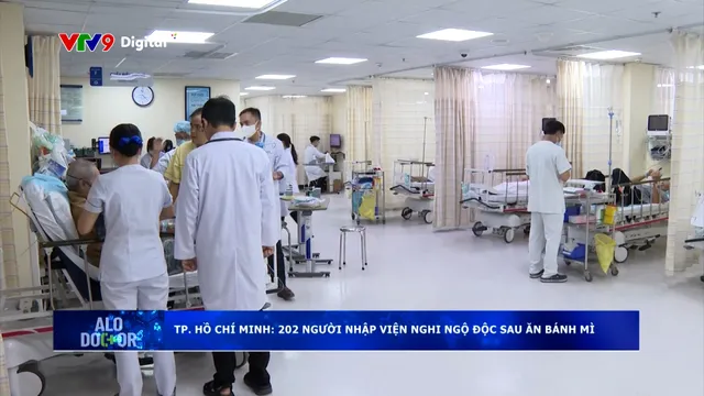 Alo Doctor (10/11/2025): TP. Hồ Chí Minh, 202 người nhập viện nghi ngộ độc sau ăn bánh mì
