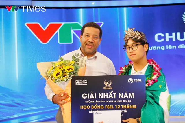 Road to Olympia Mount 2025 Champion: This victory brings pride  to  the family, the school, and  Hanoi - Ảnh 2.