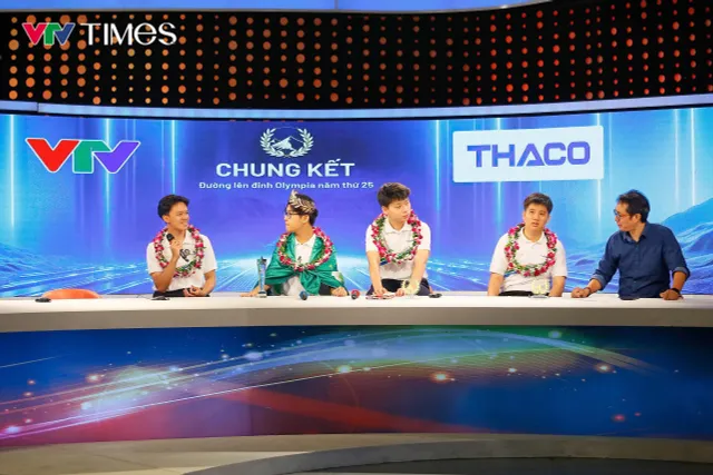 Road to Olympia Mount 2025 Champion: This victory brings pride  to  the family, the school, and  Hanoi - Ảnh 4.