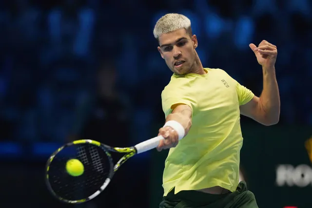 Alcaraz khởi đầu mạnh mẽ tại ATP Finals 2025- Ảnh 1. Alcaraz khởi đầu mạnh mẽ tại ATP Finals 2025- Ảnh 1.