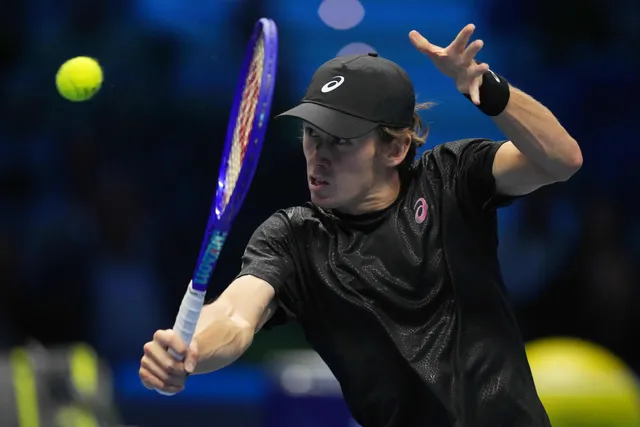 Alcaraz khởi đầu mạnh mẽ tại ATP Finals 2025- Ảnh 2. Alcaraz khởi đầu mạnh mẽ tại ATP Finals 2025- Ảnh 2.