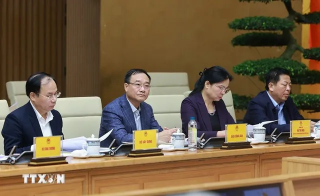 PM demands tighter rules for social housing push - Ảnh 1.