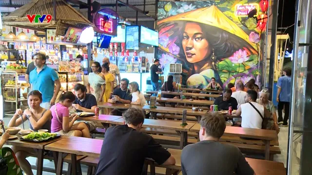 Thiên đường ẩm thực Bến Nghé Street Food