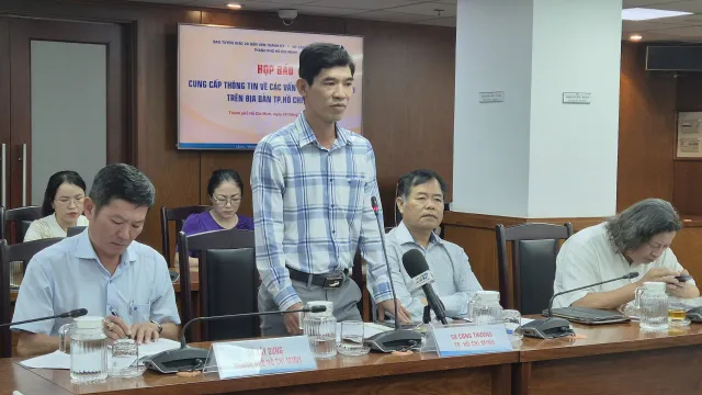 Mưa lũ khiến lượng rau củ về TP Hồ Chí Minh giảm nhẹ nhưng giá biến động mạnh- Ảnh 1. Mưa lũ khiến lượng rau củ về TP Hồ Chí Minh giảm nhẹ nhưng giá biến động mạnh- Ảnh 1.