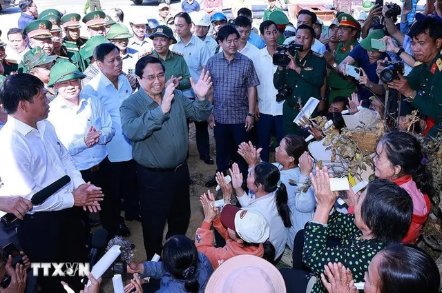 PM inspects post-storm recovery efforts in Gia Lai - Ảnh 1.