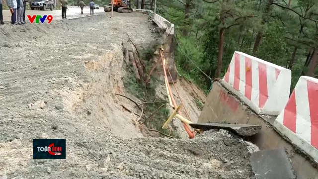 Khẩn trương thông các tuyến đường đèo nối với Đà Lạt