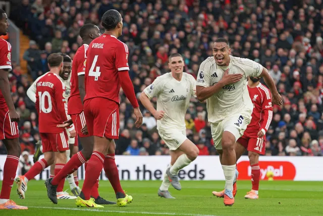 Thi đấu nhạt nhòa, Liverpool thua sốc Nottingham Forest ngay tại Anfield- Ảnh 1.