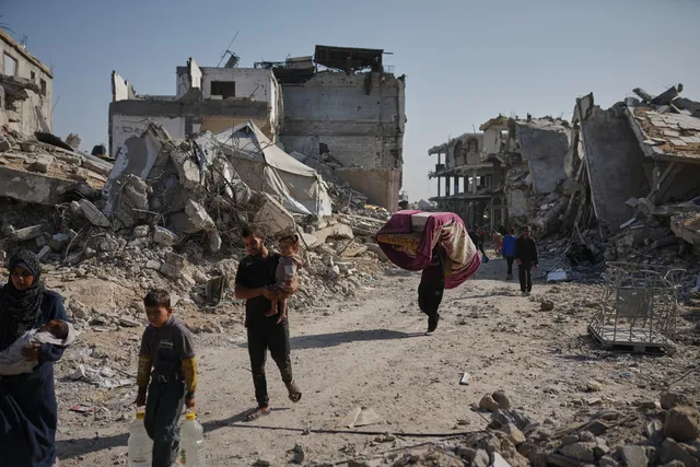 Israel vi phạm lệnh ngừng bắn ở Gaza gần 500 lần trong 44 ngày, sát hại hàng trăm người - Ảnh 1.